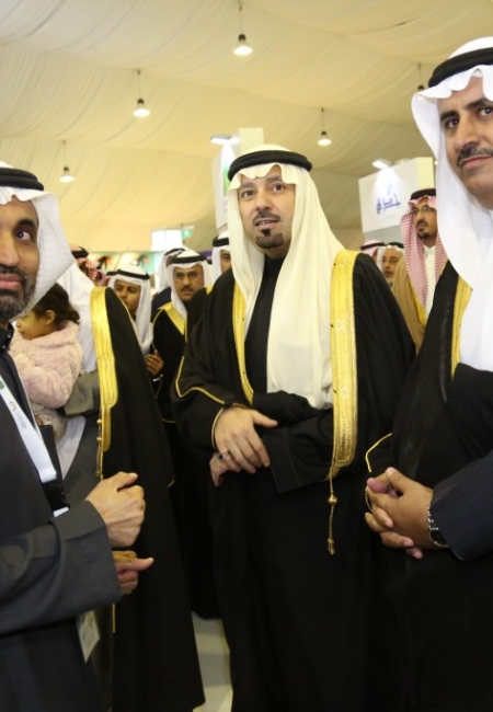 صور متنوعة من سوق عكاظ 1436هـ