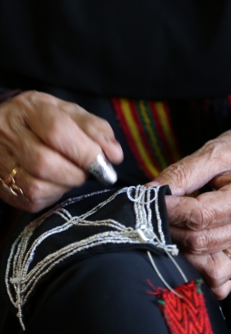 التطريز والأزياء التراثية – سوق عكاظ 1436